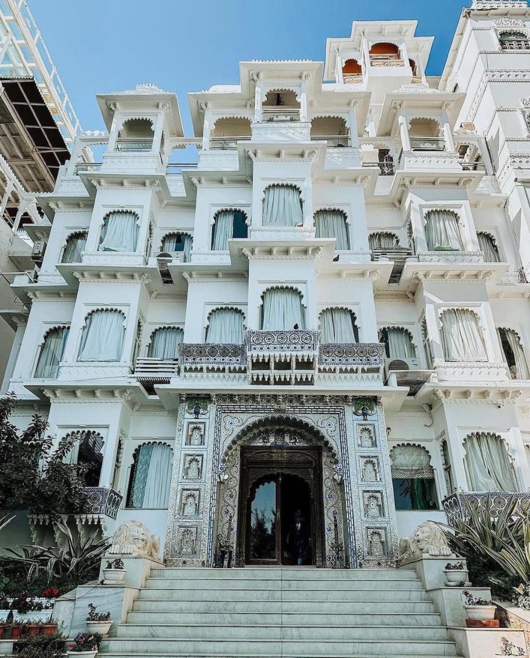 Udai Kothi 3*